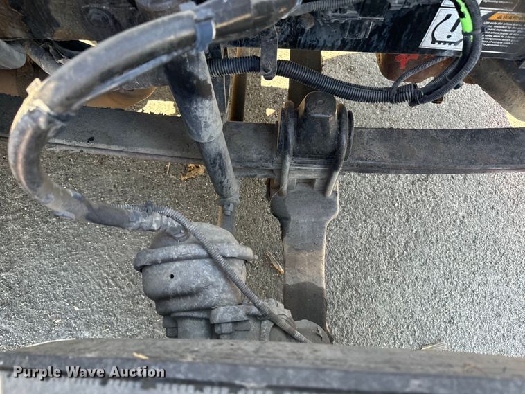 image for item EI4028 2014 Kenworth T660 semi truck