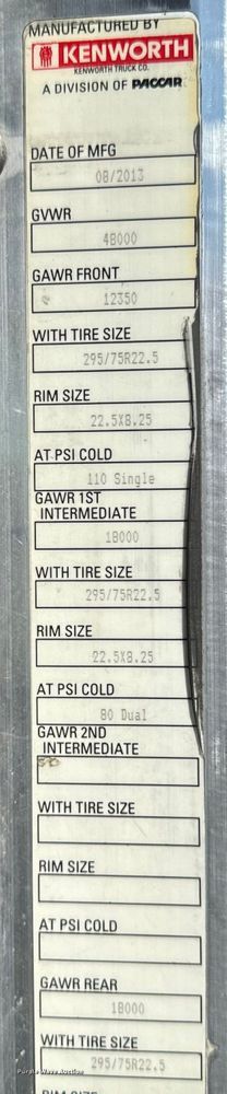 image for item EI4028 2014 Kenworth T660 semi truck