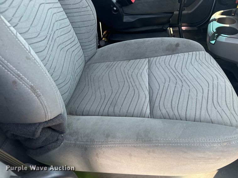 image for item EI4029 2014 Kenworth T680 semi truck