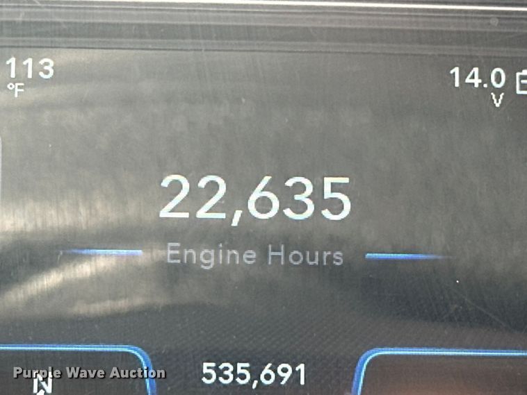 image for item EJ4478 2020 International  LT625 semi truck