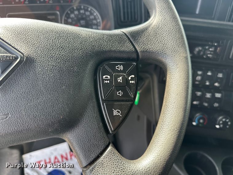 image for item EJ4478 2020 International  LT625 semi truck