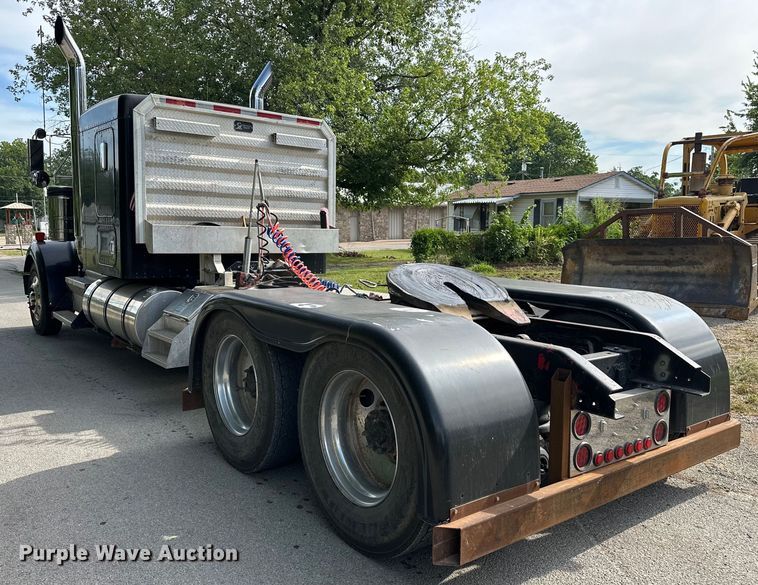 image for item EJ4481 1999 Kenworth  W900 semi truck