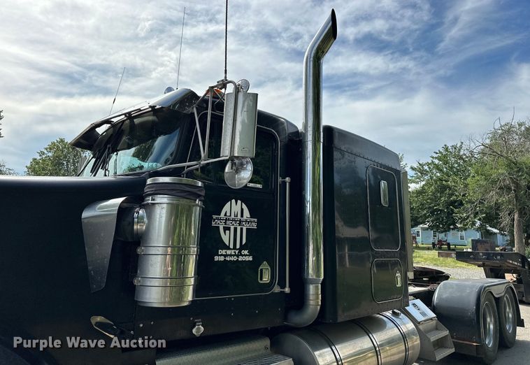 image for item EJ4481 1999 Kenworth  W900 semi truck