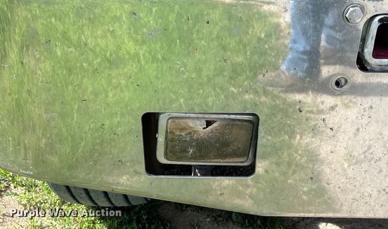 image for item EJ4481 1999 Kenworth  W900 semi truck