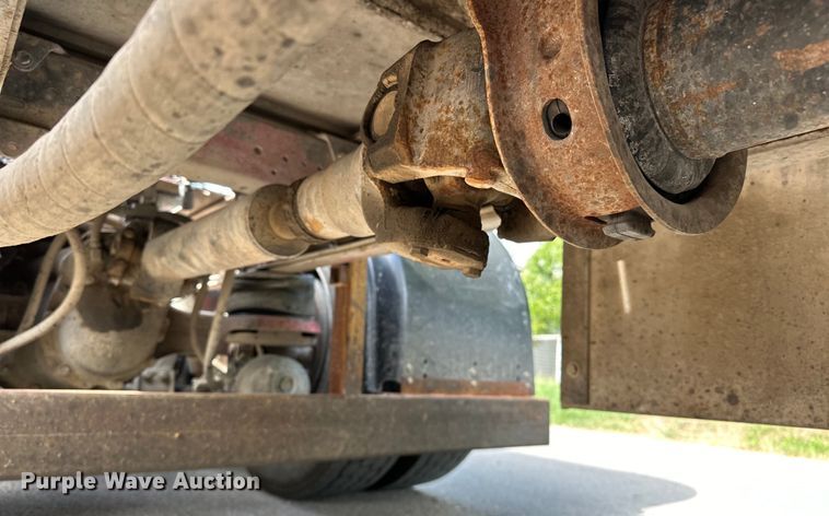 image for item EJ4481 1999 Kenworth  W900 semi truck