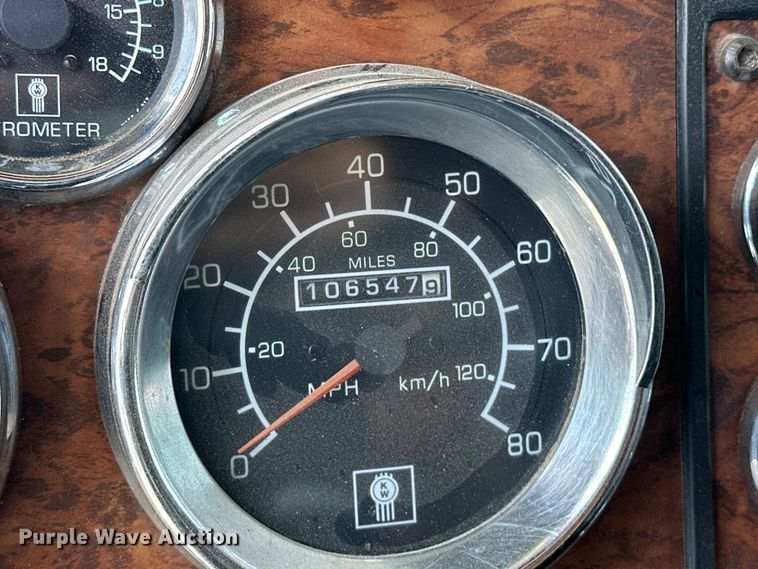 image for item EJ4481 1999 Kenworth  W900 semi truck