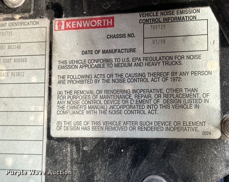 image for item EJ4481 1999 Kenworth  W900 semi truck