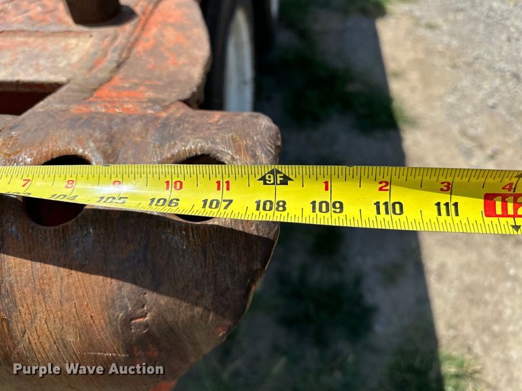 image for item EJ4482 1982 Load King  403LF oilfield trailer