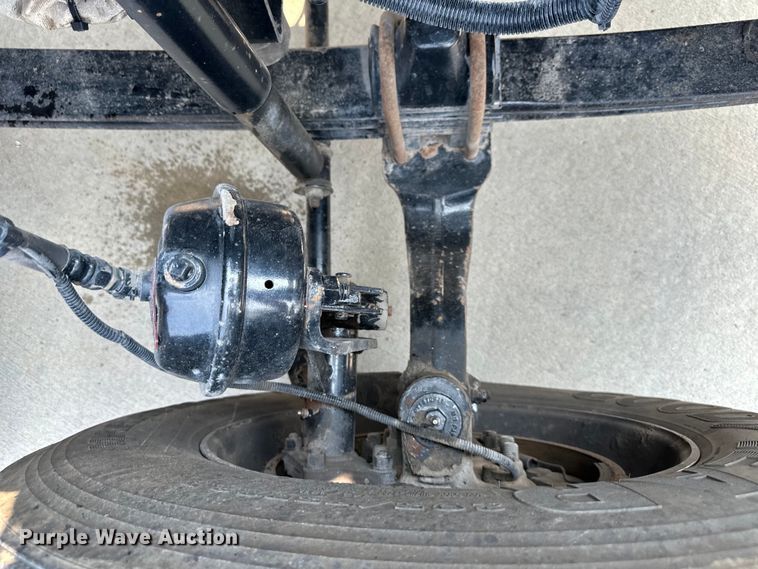 image for item EJ6410 2013 Kenworth  T660 semi truck