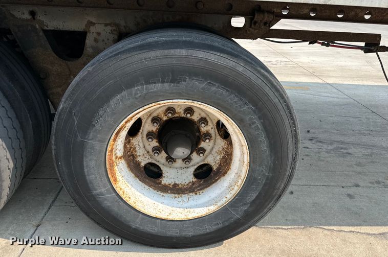 image for item EJ6412 1998 Great Dane  dry van trailer