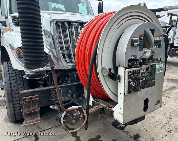 image for item EJ7040 2009 International  Workstar sewer jetter truck