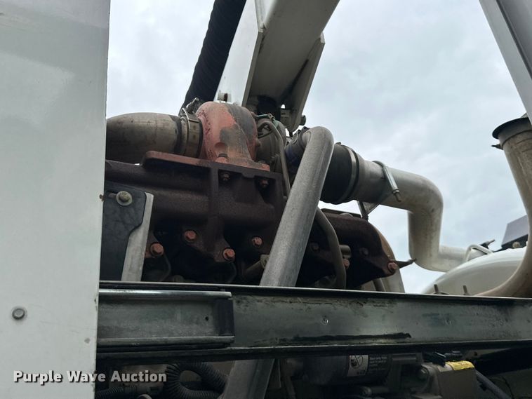 image for item EJ7040 2009 International  Workstar sewer jetter truck