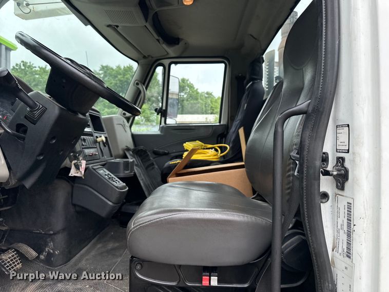 image for item EJ7040 2009 International  Workstar sewer jetter truck