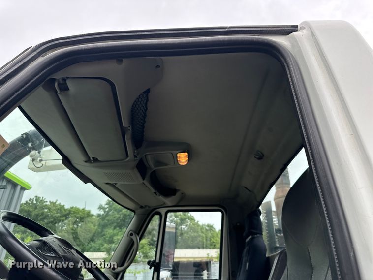 image for item EJ7040 2009 International  Workstar sewer jetter truck