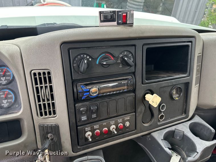 image for item EJ7040 2009 International  Workstar sewer jetter truck