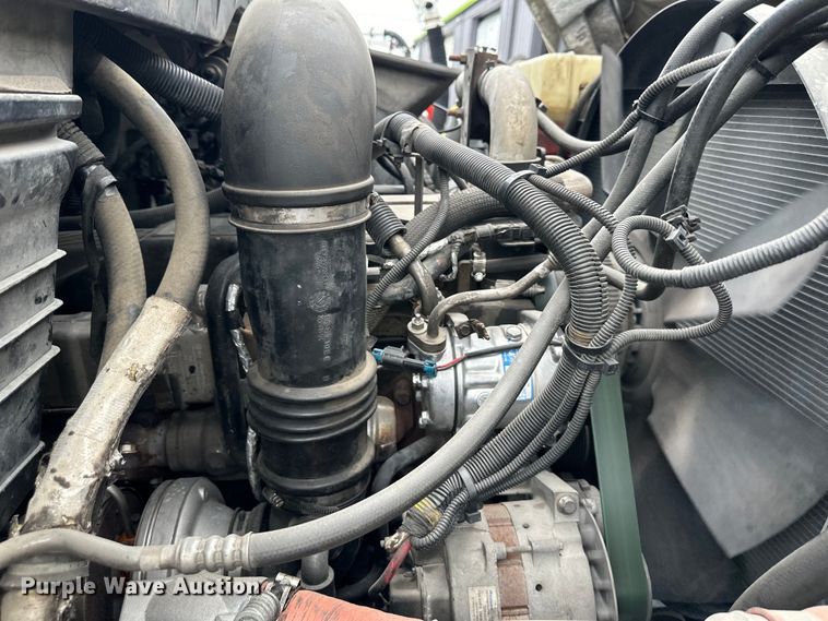 image for item EJ7040 2009 International  Workstar sewer jetter truck