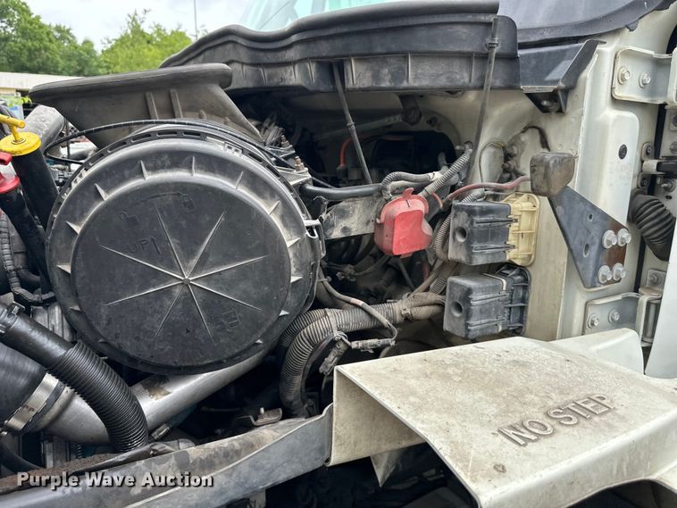 image for item EJ7040 2009 International  Workstar sewer jetter truck