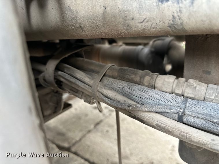 image for item EJ7040 2009 International  Workstar sewer jetter truck