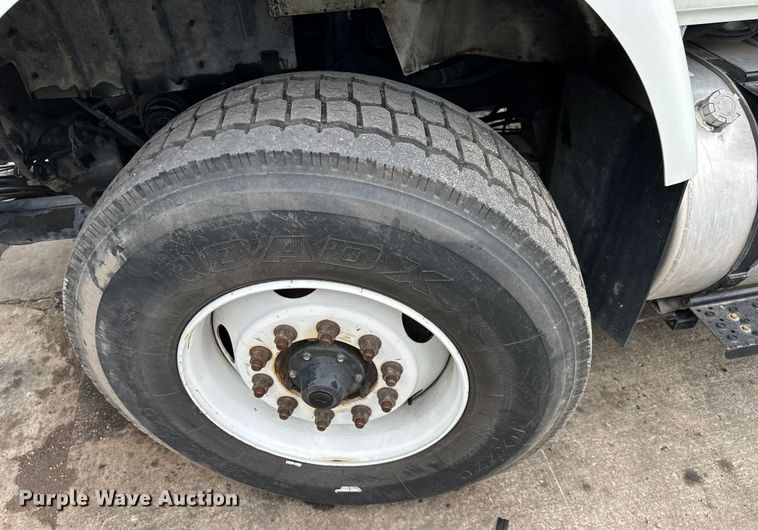 image for item EJ7040 2009 International  Workstar sewer jetter truck