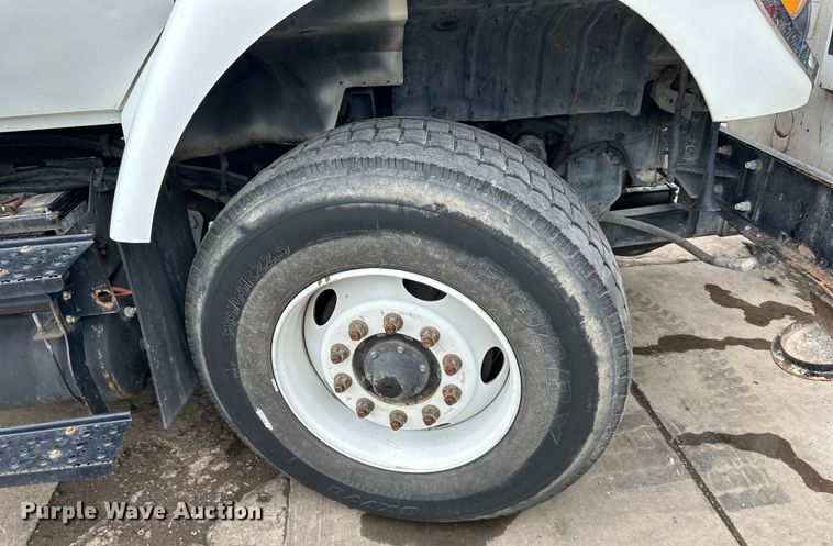 image for item EJ7040 2009 International  Workstar sewer jetter truck