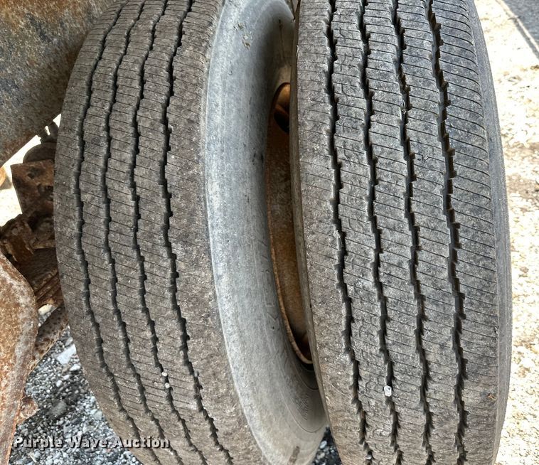 image for item EJ7057 1985 SUMP end dump pup trailer