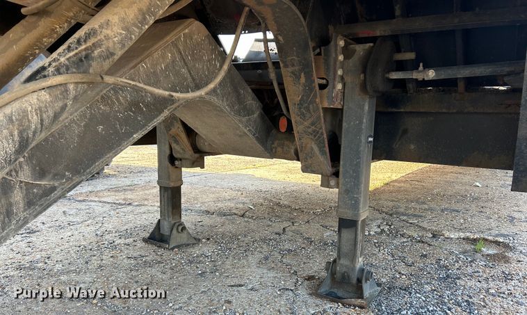 image for item EK3019 2006 Landoll 317 tilt deck equipment trailer