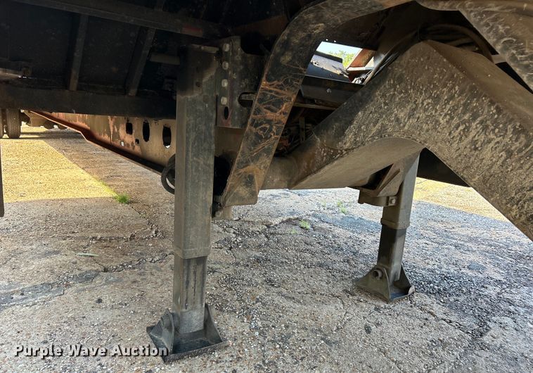 image for item EK3019 2006 Landoll 317 tilt deck equipment trailer