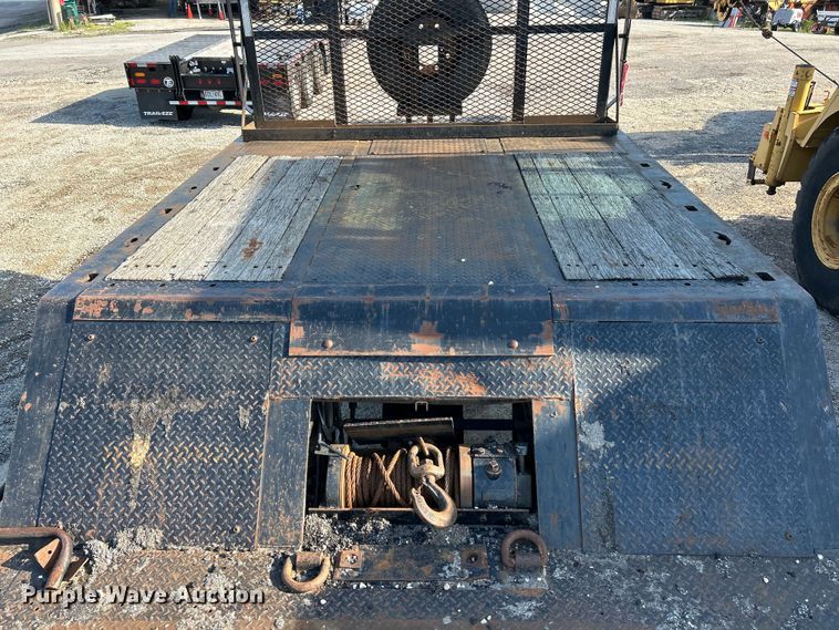 image for item EK3019 2006 Landoll 317 tilt deck equipment trailer