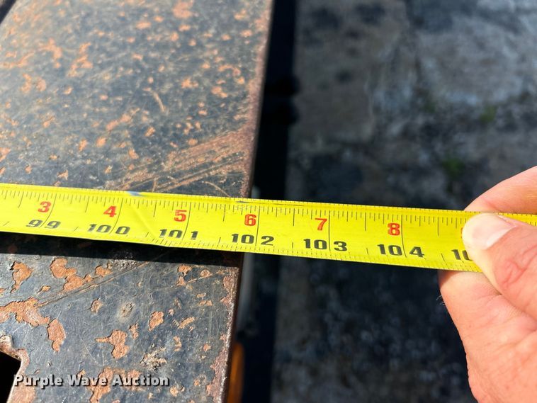 image for item EK3019 2006 Landoll 317 tilt deck equipment trailer