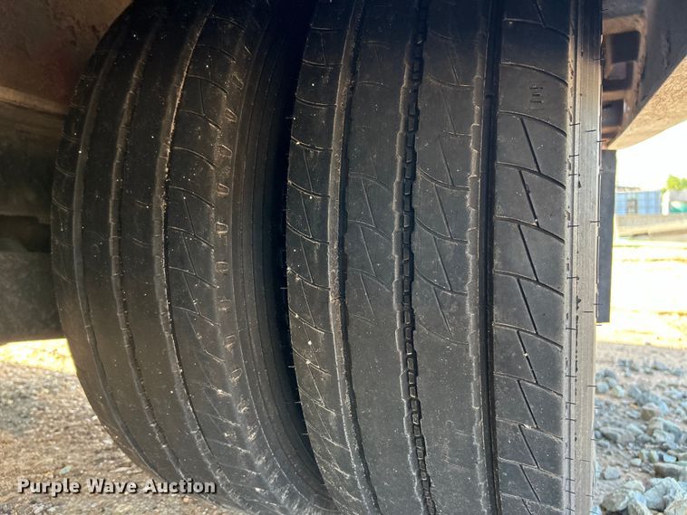 image for item EK3019 2006 Landoll 317 tilt deck equipment trailer