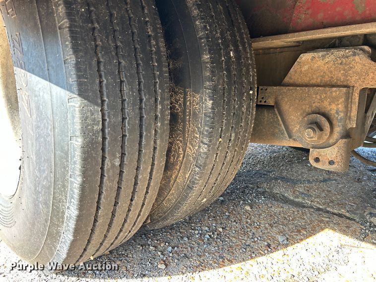 image for item EK3019 2006 Landoll 317 tilt deck equipment trailer