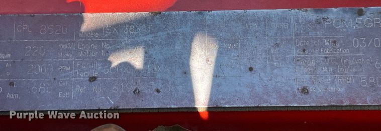 image for item EK4886 2005 International  9400i semi truck