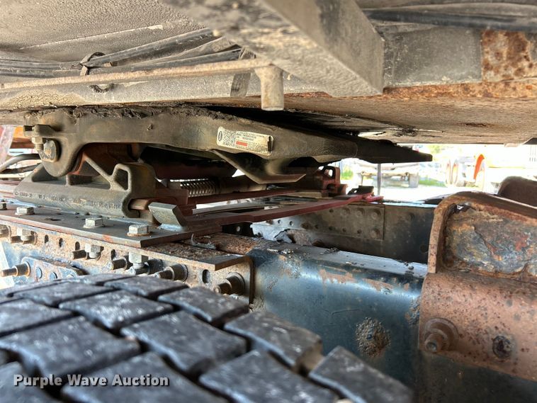 image for item EK4968 2007 Volvo VN semi truck