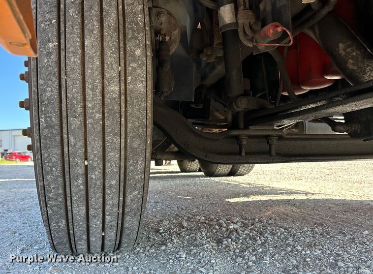 image for item EK4968 2007 Volvo VN semi truck