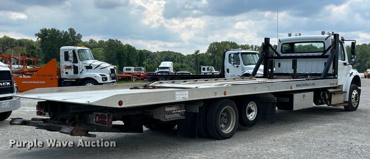 image for item EK4971 2017 Freightliner  Business Class M2 rollback truck