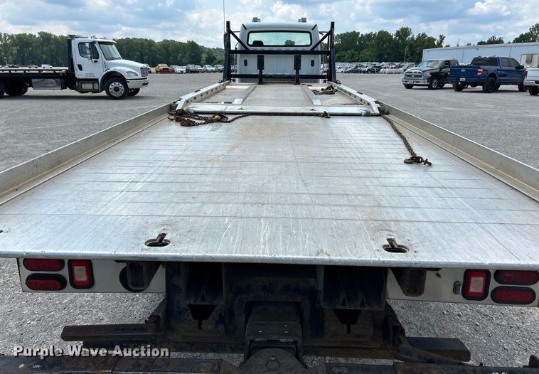 image for item EK4971 2017 Freightliner  Business Class M2 rollback truck