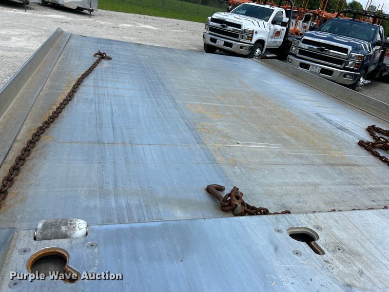 image for item EK4971 2017 Freightliner  Business Class M2 rollback truck