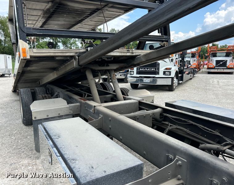 image for item EK4971 2017 Freightliner  Business Class M2 rollback truck