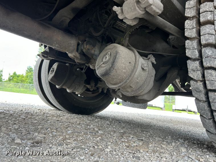 image for item EK4971 2017 Freightliner  Business Class M2 rollback truck