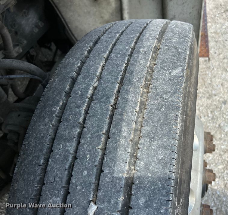 image for item EK4971 2017 Freightliner  Business Class M2 rollback truck