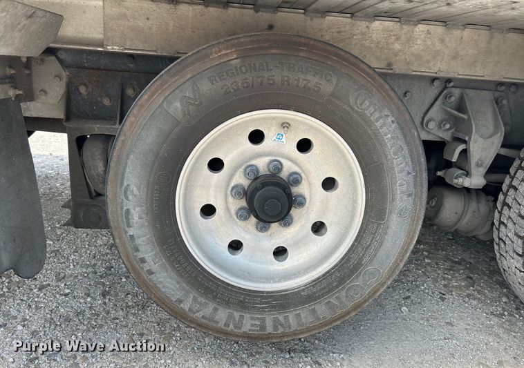 image for item EK4971 2017 Freightliner  Business Class M2 rollback truck