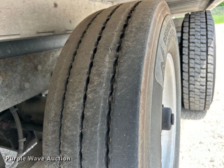 image for item EK4971 2017 Freightliner  Business Class M2 rollback truck