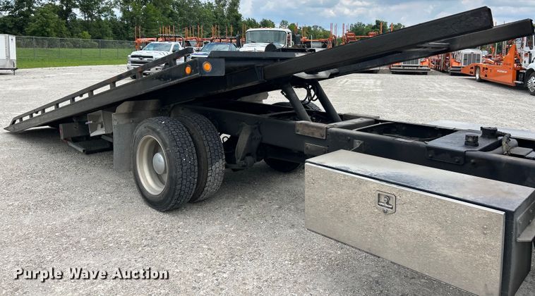 image for item EK4972 2019 Freightliner  Business Class M2 rollback truck