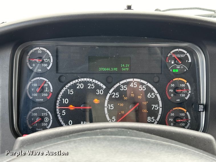 image for item EK4972 2019 Freightliner  Business Class M2 rollback truck