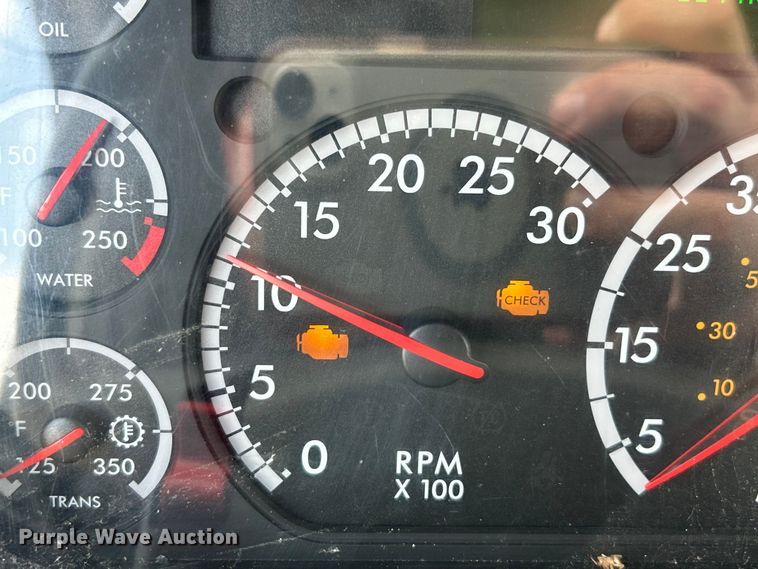 image for item EK4972 2019 Freightliner  Business Class M2 rollback truck