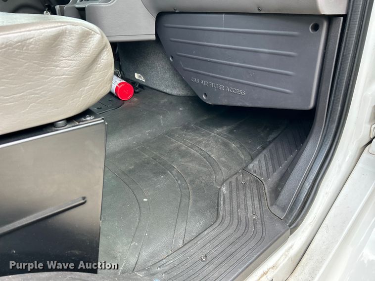 image for item EK4972 2019 Freightliner  Business Class M2 rollback truck