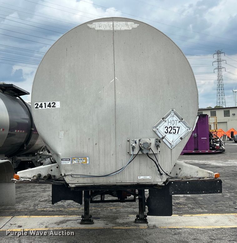 image for item EK4973 1981 Trailmobile T23E-42AG tank trailer