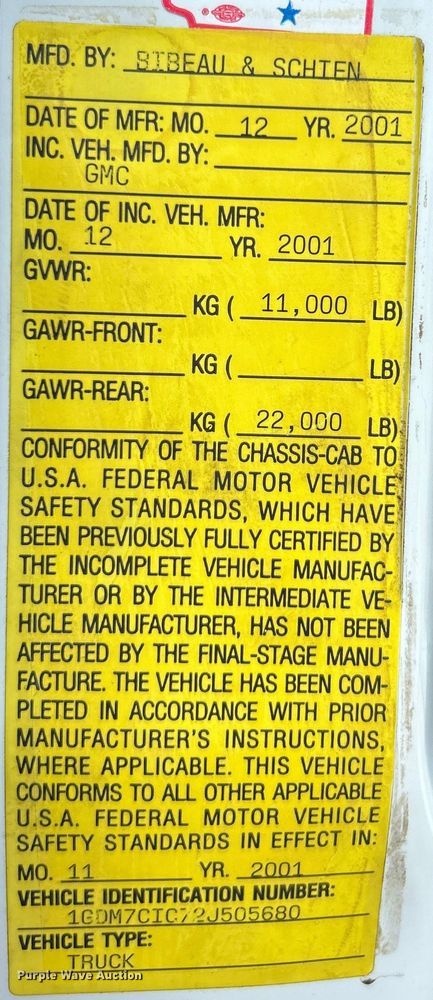 image for item EK5001 2002 GMC T7500 truck cab and chassis