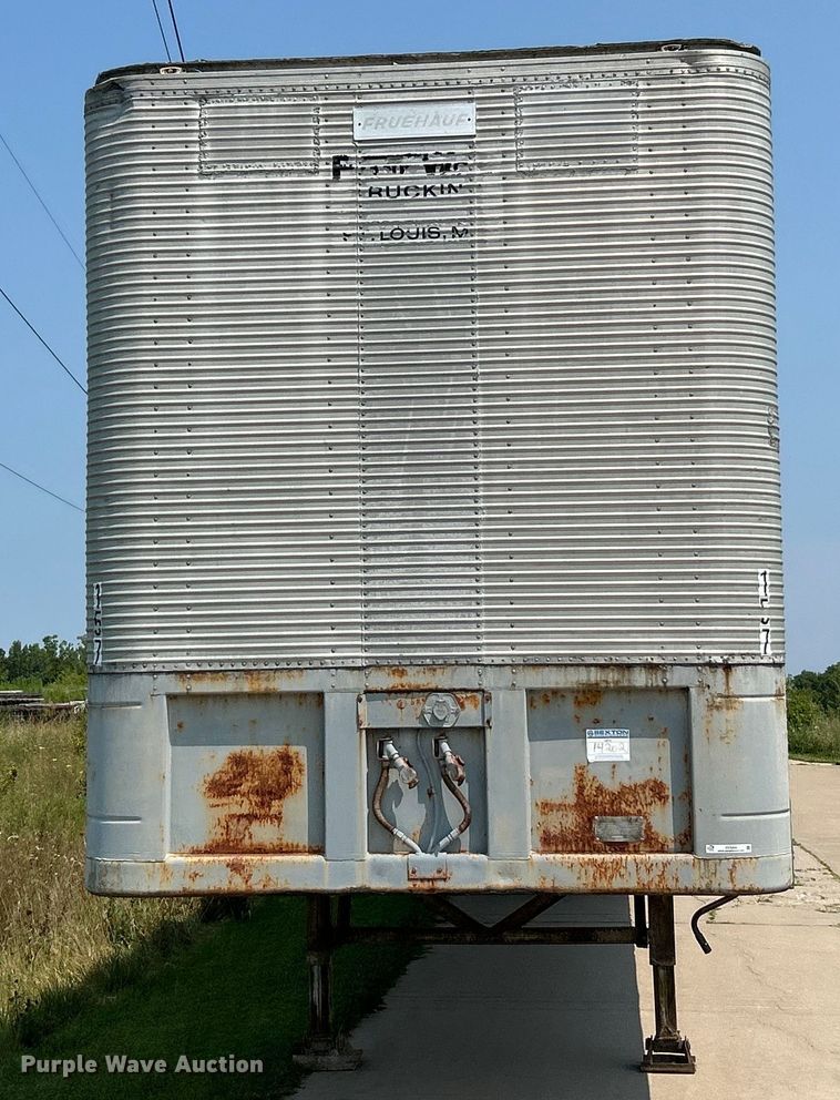 image for item EK5004 1975 Fruehauf FB9-F2-45 dry van trailer