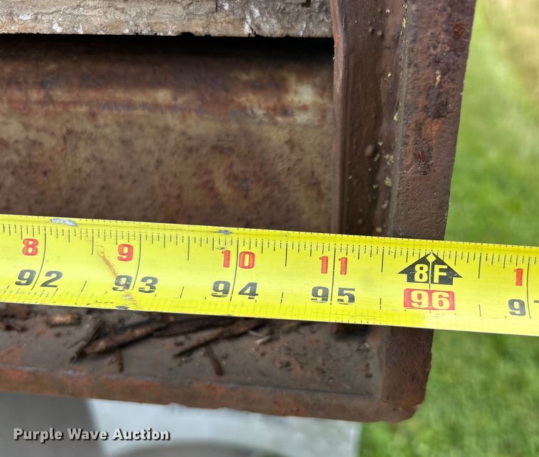 image for item EK5004 1975 Fruehauf FB9-F2-45 dry van trailer